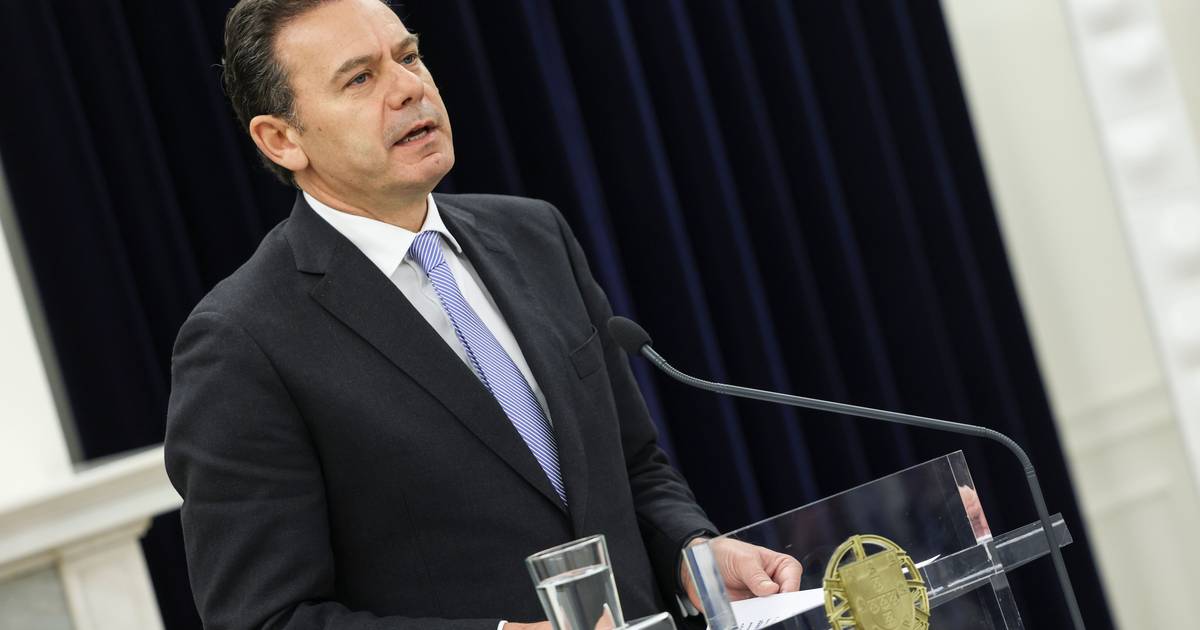 Montenegro diz que artigo de Cavaco no Expresso “caiu como uma luva” nas decisões do Governo