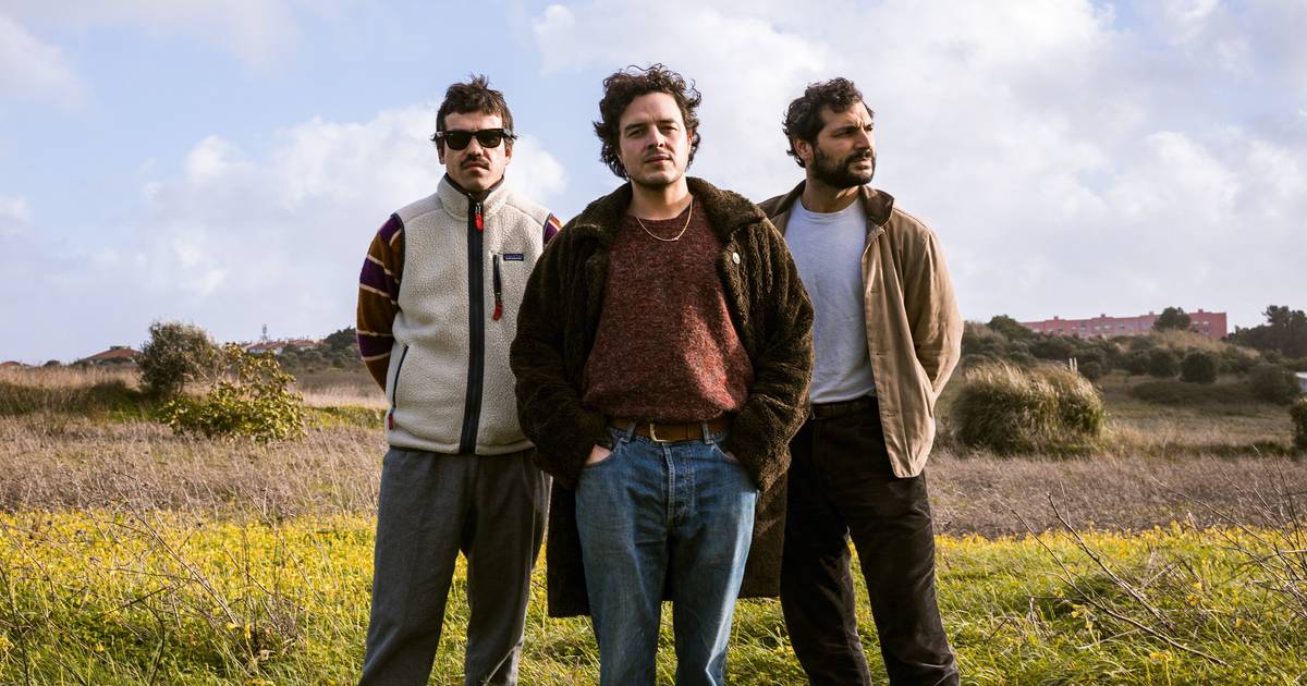 “We released our biggest song early, to buy some time: it became a hit. The ones you think will fly don’t, and the ones you don’t just go“