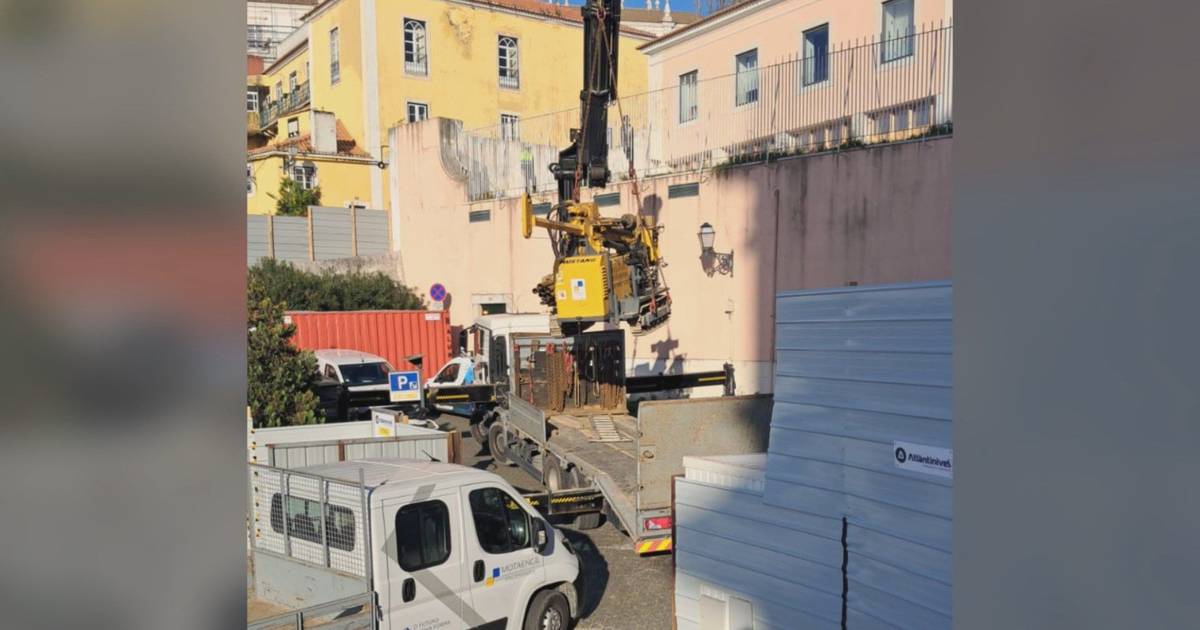 Pais protestam contra obras no Panteão Nacional que afetam escola básica