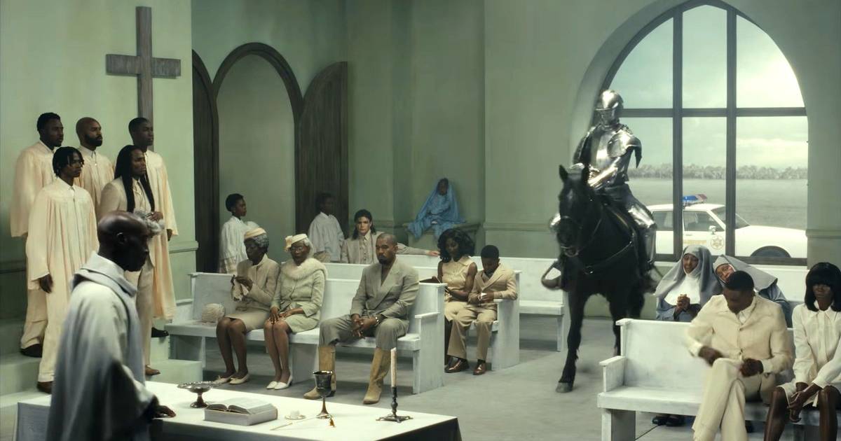 Kanye West lançou o álbum “Bully” este sábado: ouça-o aqui e veja o videoclip da canção com Travis Scott