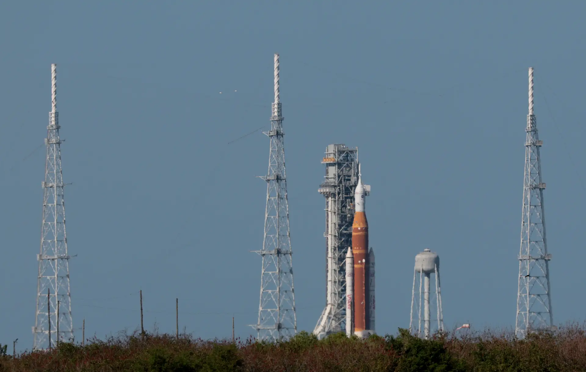 Viagem deve iniciar-se na quarta-feira com o lançamento da missão Artemis II, no Centro Espacial Kennedy da agência espacial norte-americana, em Cabo Canaveral, na Florida.