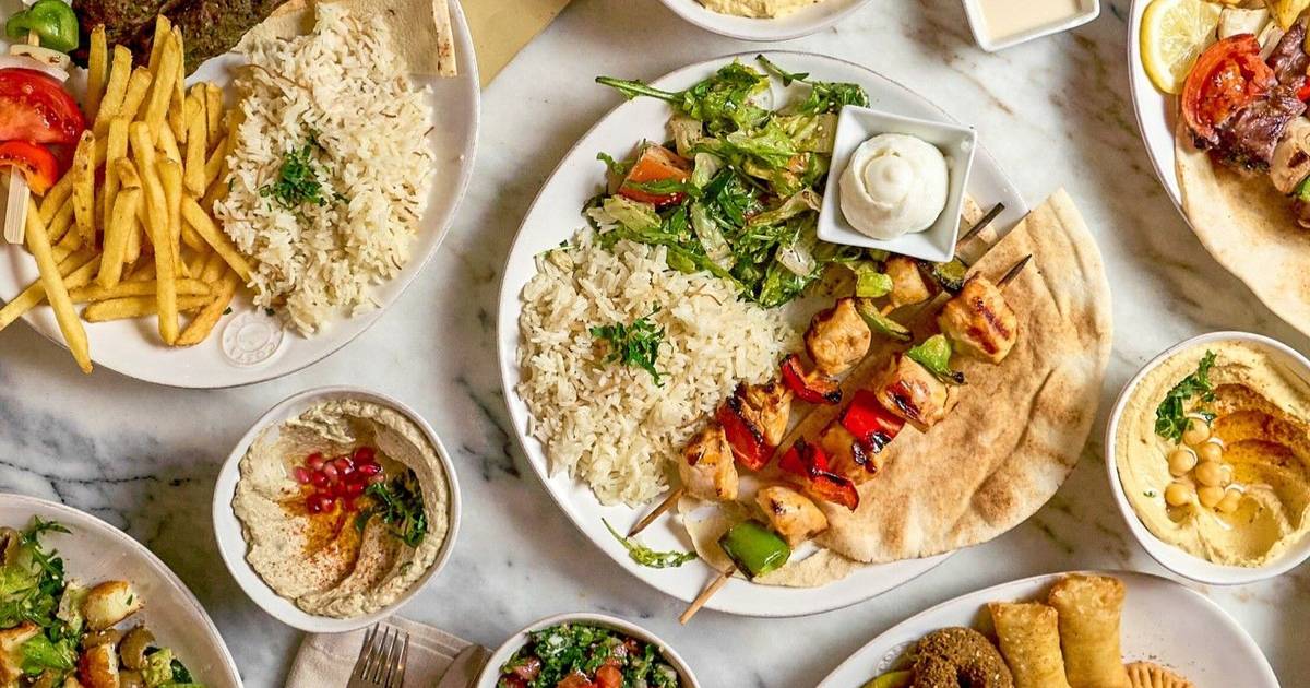 Até 17 de abril, restaurantes libaneses em Lisboa apoiam deslocados de guerra no Médio Oriente