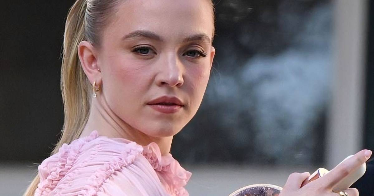 Sydney Sweeney continua por cá: em Queluz a fazer publicidade, em Lisboa a ‘abençoar’ despedida de solteira