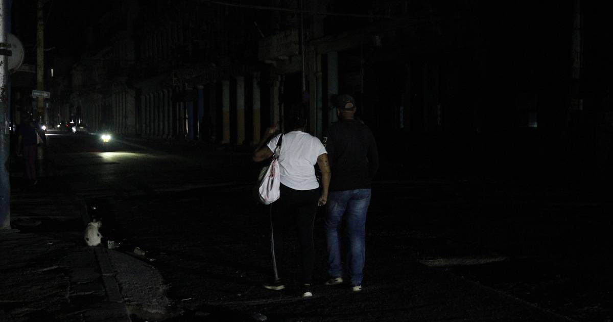 Trump abre exceção para petróleo russo em Cuba: alívio humanitário ou cálculo político? A guerra no Irão ajuda a explicar