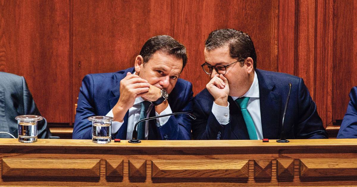 Imposto sobre lucros excessivos: Montenegro chamou-lhe “popular e demagógico” em 2022, Miranda Sarmento quer replicá-lo em 2026