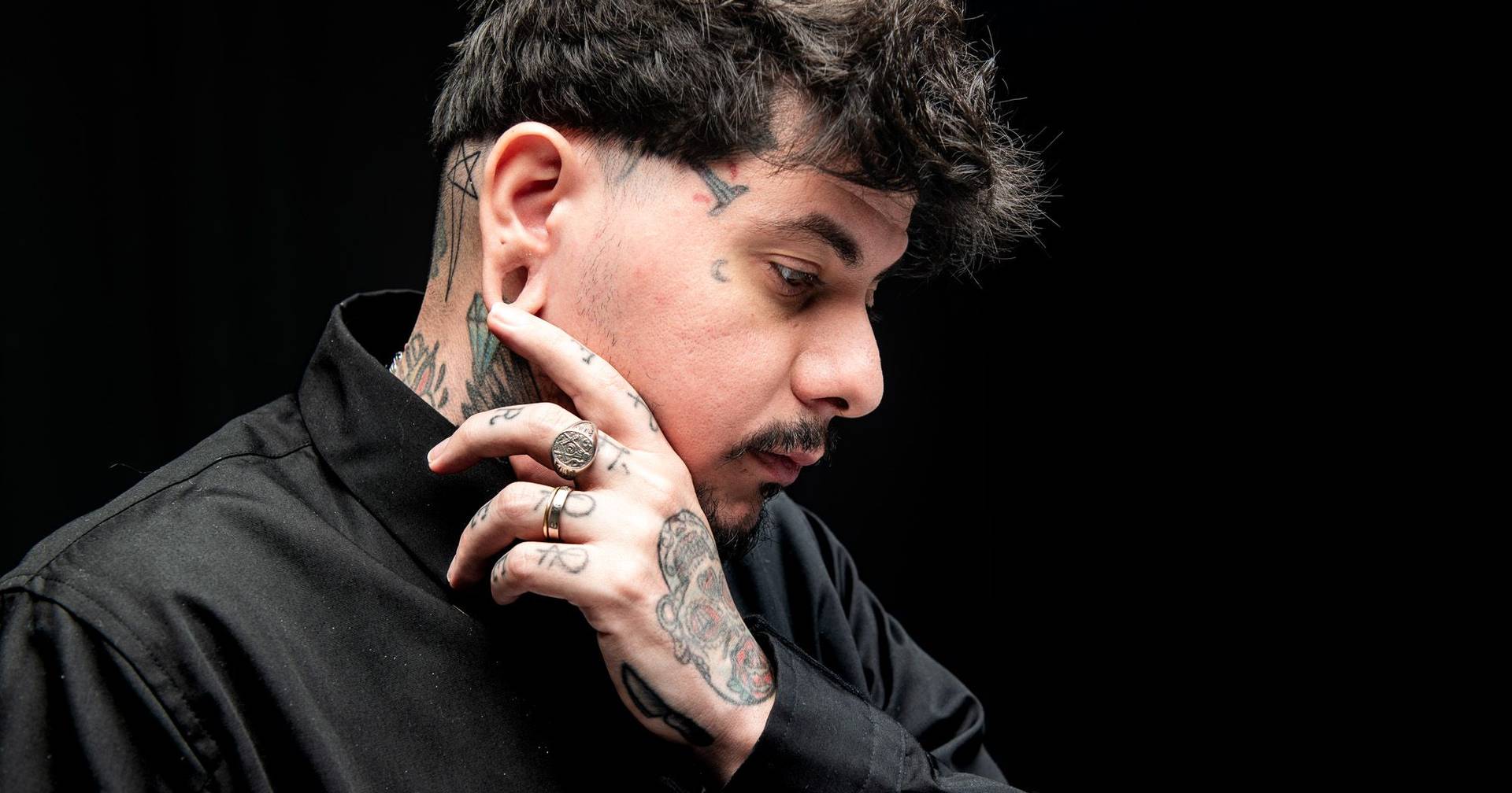 Agir: “Tenho uma média de 12 a 15 horas de ecrã no telemóvel. Se até a mim isto faz mal, em crianças e jovens tem de ser tratado como vício”