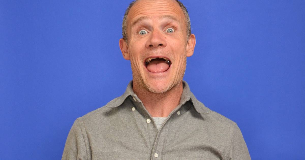 Os Red Hot Chili Peppers distanciaram-se mas Flea adorou o documentário sobre Hillel Slovak, malogrado guitarrista: “encheu-me o coração”