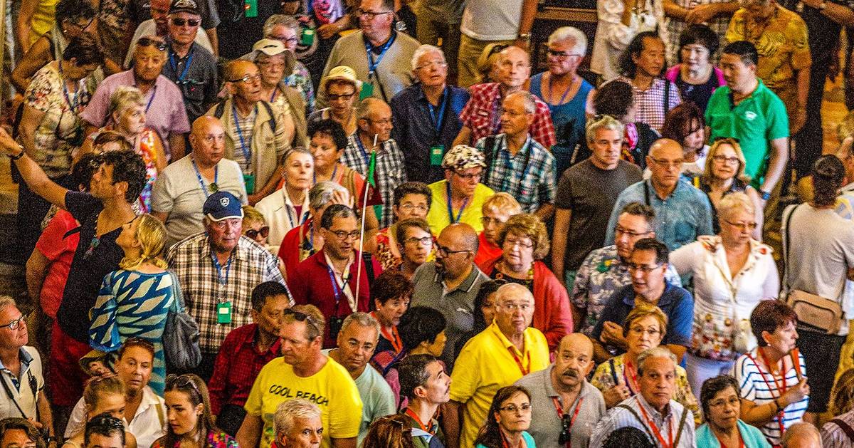 Guerra faz disparar reservas nos hotéis. No Algarve os aumentos atingem 30% para todo o ano