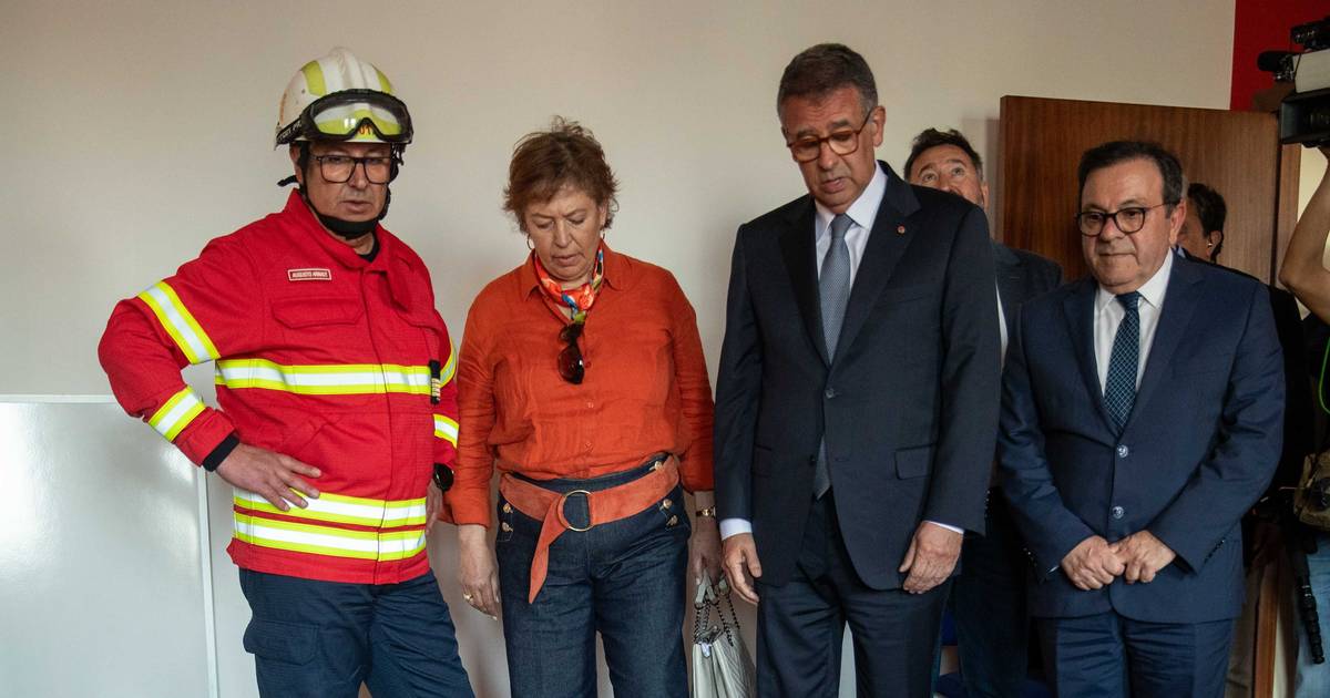 Bombeiros pedem a Presidente da República para ajudar a "acelerar discussão" sobre reforma do setor