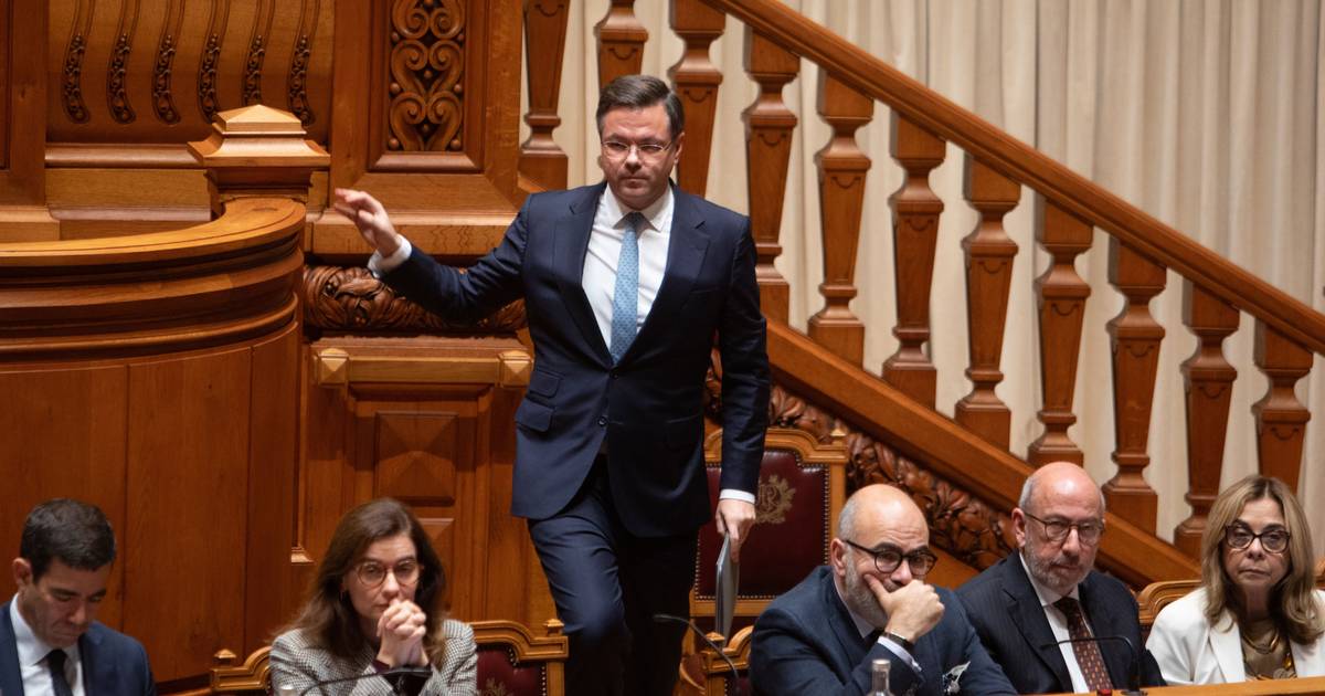 Gestores com mais poder e menos sanções