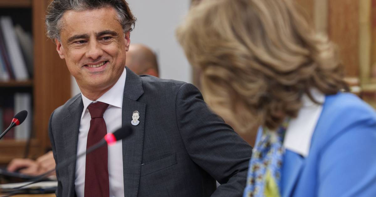 Tiago Antunes promises an impartial Ombudsman office "for the most vulnerable" in a cordial hearing marked by IL skepticism