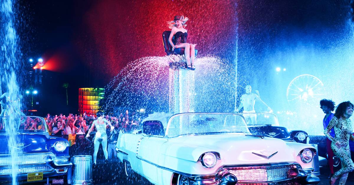 Sabrina Carpenter levou Hollywood até Coachella: um passeio da fama, Susan Sarandon e Will Ferrell, glamour a rodos