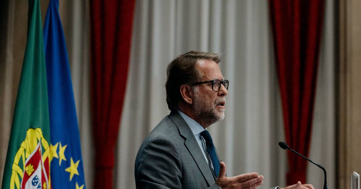 Governo promete solução "nos próximos dias" para dívidas de €20 milhões do INEM aos bombeiros