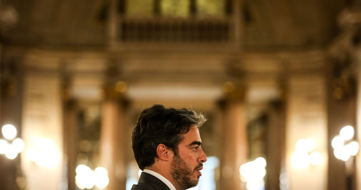 IL quer garantir “total” transparência nos donativos aos partidos