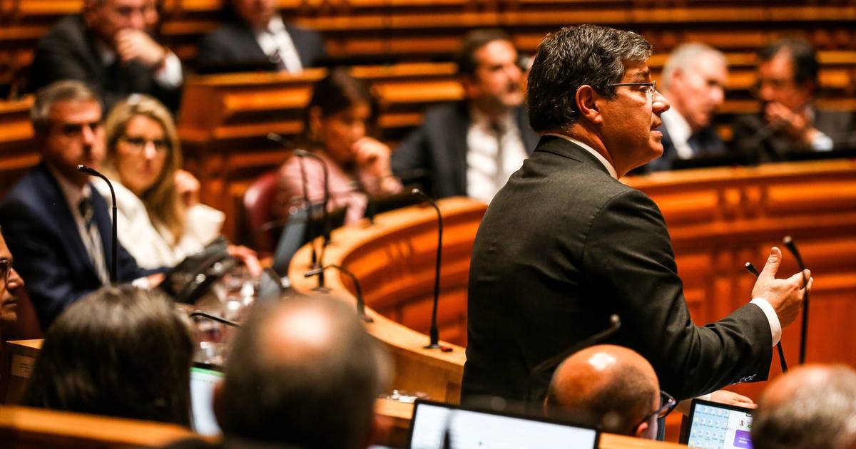 PS hesita em enviar para o Tribunal Constitucional sanção de perda de nacionalidade