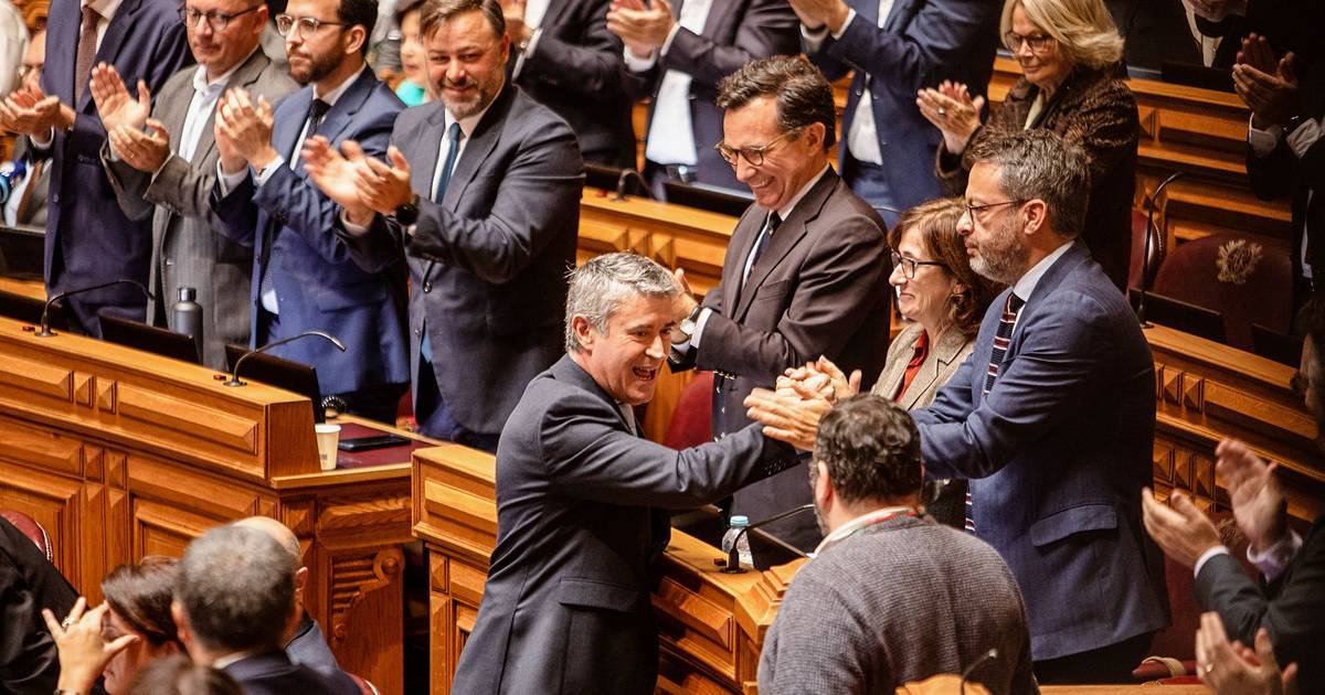 PS quer revelação dos donativos políticos