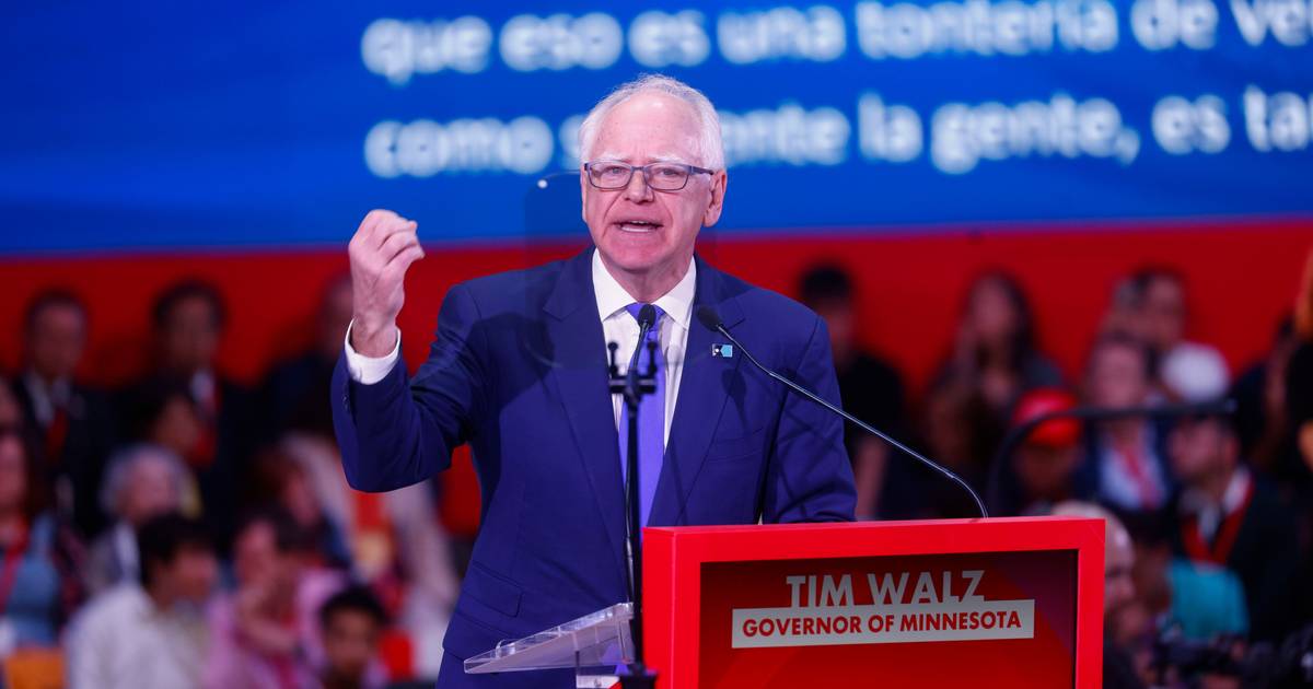 Democratas Walz, Mamdani, Sanders e Hillary Clinton apoiam movimento de Sánchez e Lula: “É o trabalho da nossa era” contra o “fascismo”