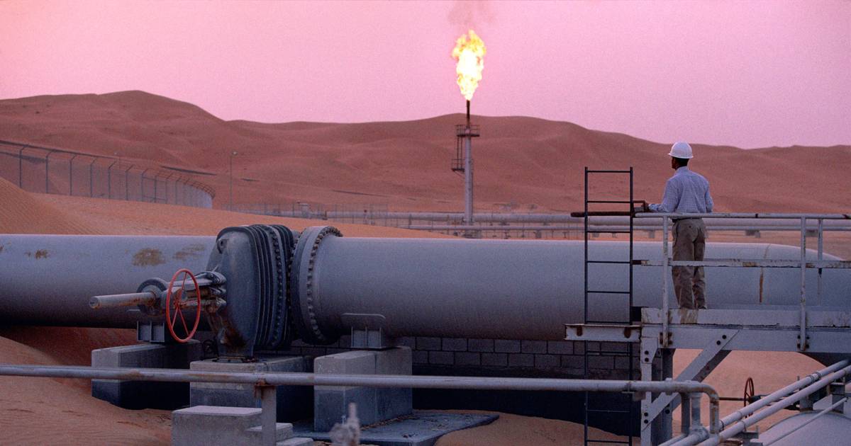 Com Ormuz fechado e o petróleo em risco, este é o oleoduto saudita que está a “salvar” a economia global