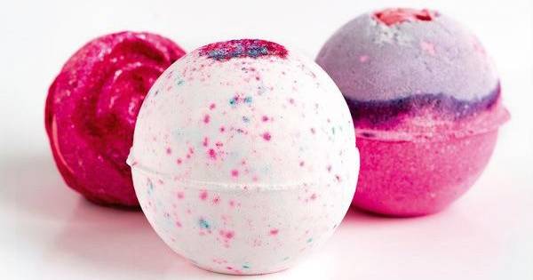 O encanto dos sais de banho: várias opções para relaxar, perfumar e curar