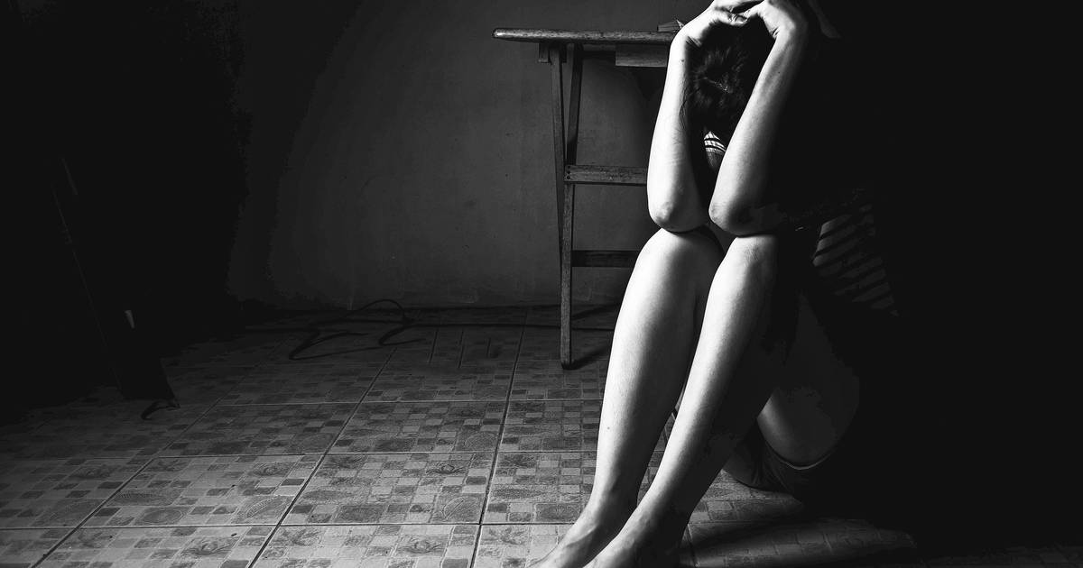 Metade das violações ocorre dentro de casa