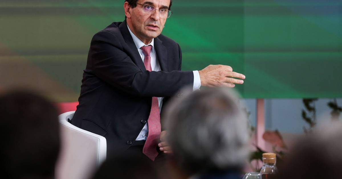 Campos Fernandes defende que saúde precisa de consensos e é possível fazer mais com menos meios