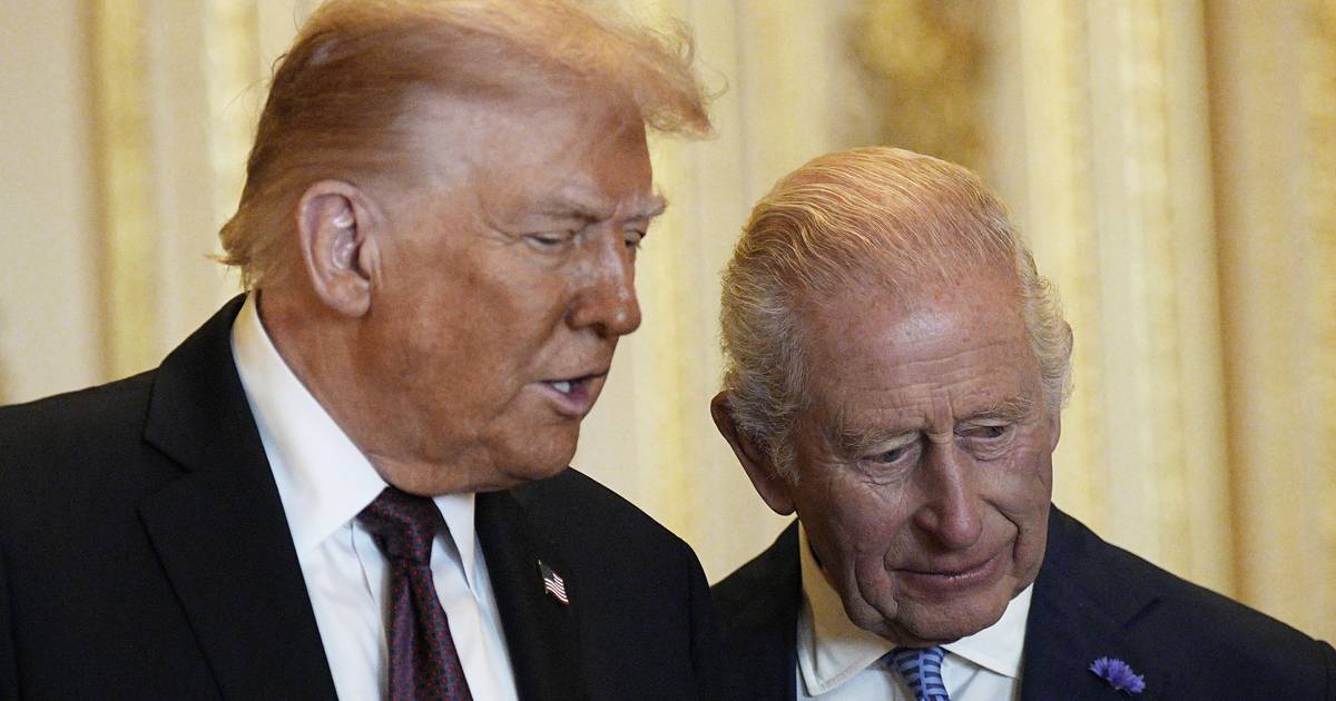 Visita oficial mantém-se e Carlos III mostra-se "profundamente aliviado" por Trump ter escapado sem ferimentos a ataque no Hilton