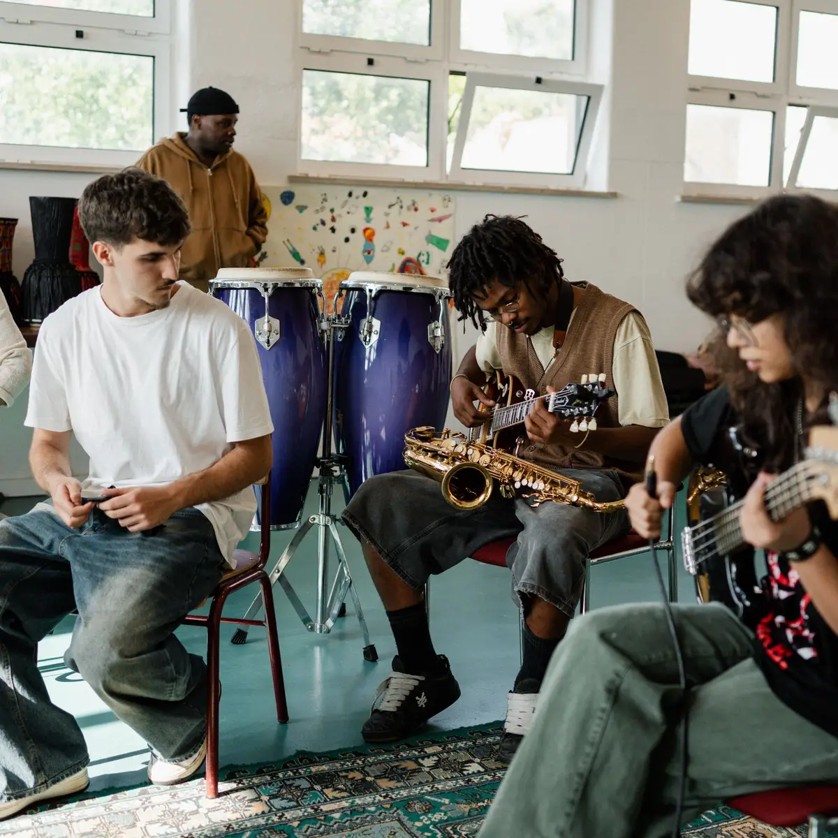 Skoola: A Academia de Música Urbana em Lisboa que Transforma Vidas Através da Criatividade