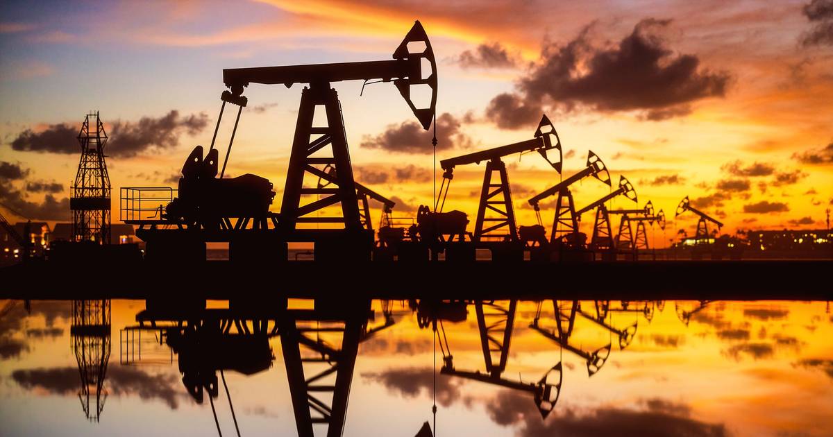 OPEP+ decide aumentar produção de petróleo em 188.000 barris