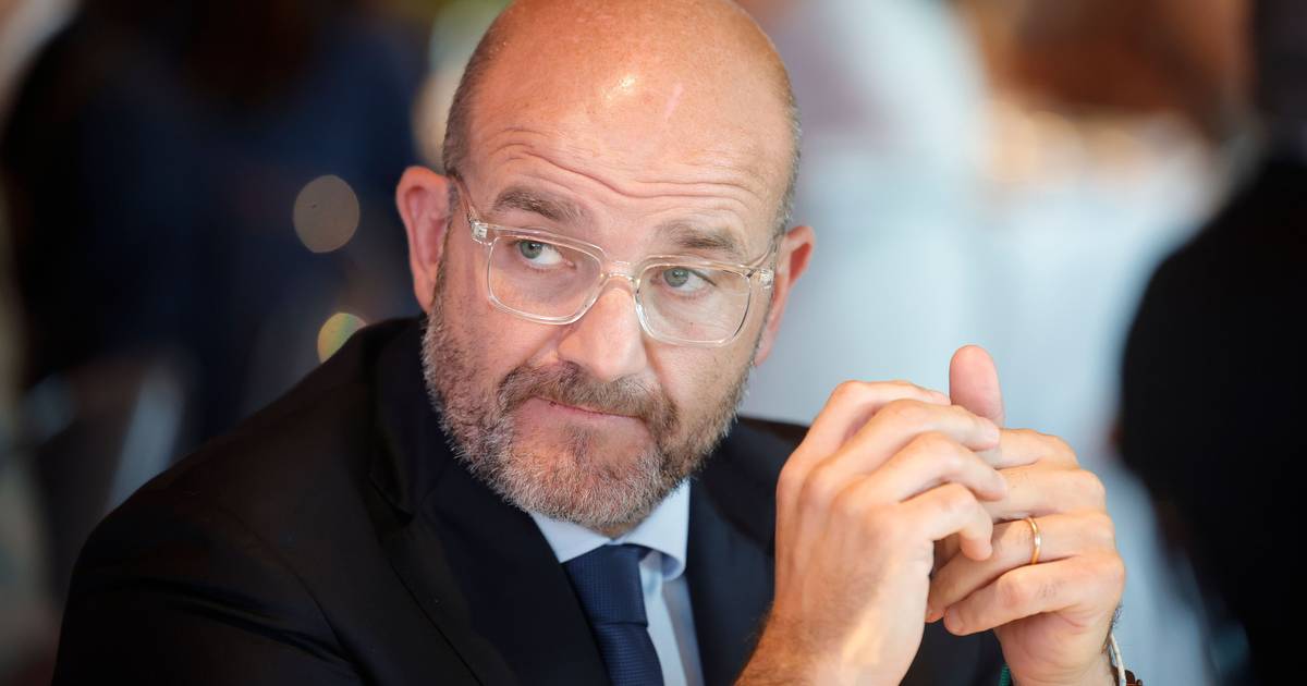 Gustavo Paulo Duarte succeeds João Vieira Lopes as head of the Confederation of Commerce and Services