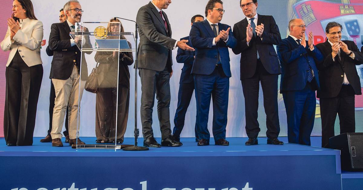 Tempestades tiram mil milhões à receita do Estado este ano