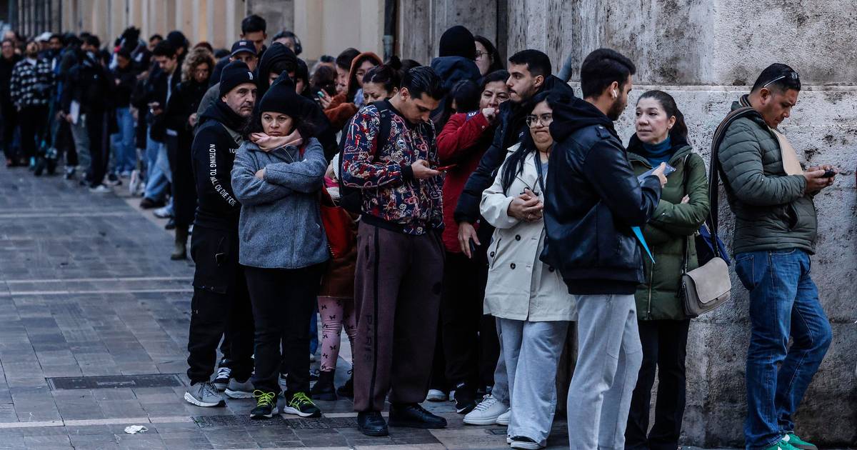 Estimativas da população: PS pede audição do INE para esclarecer "contas muito primárias" do Governo