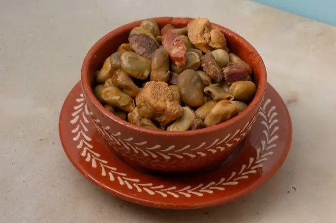 Talhasca Villa Parda - Favas com Enchidos