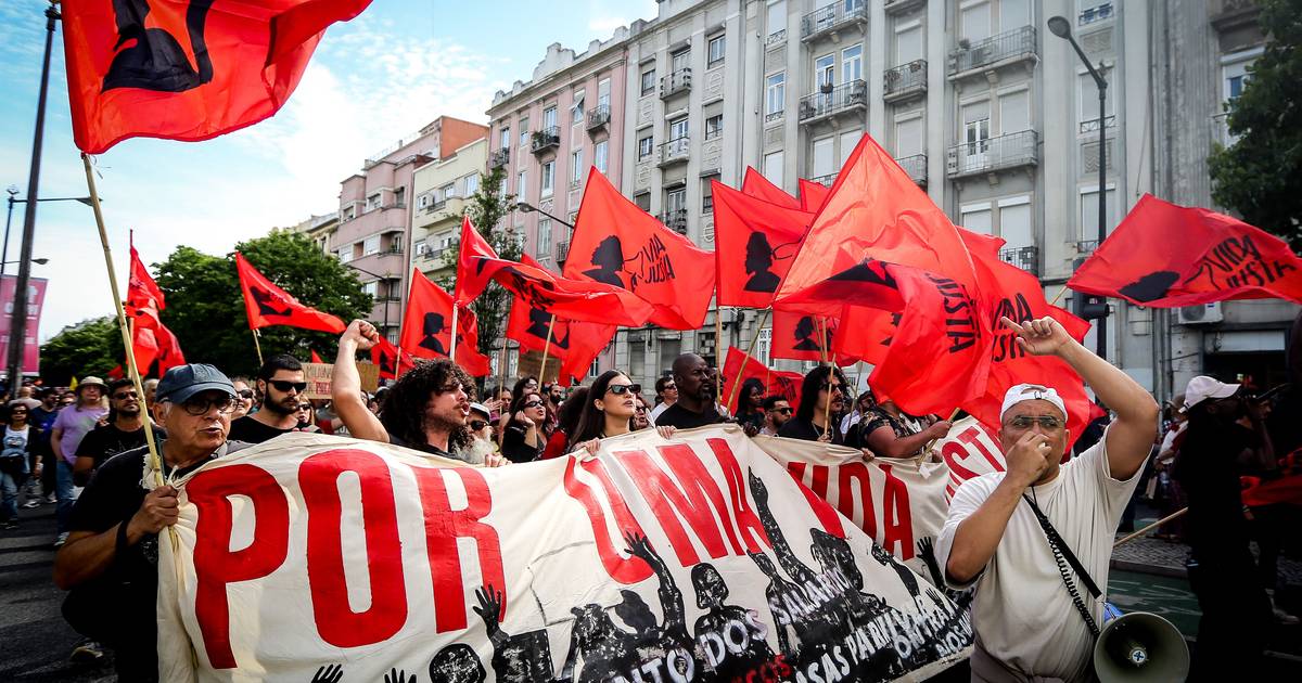 CGTP exige que Seguro vete a reforma laboral. 