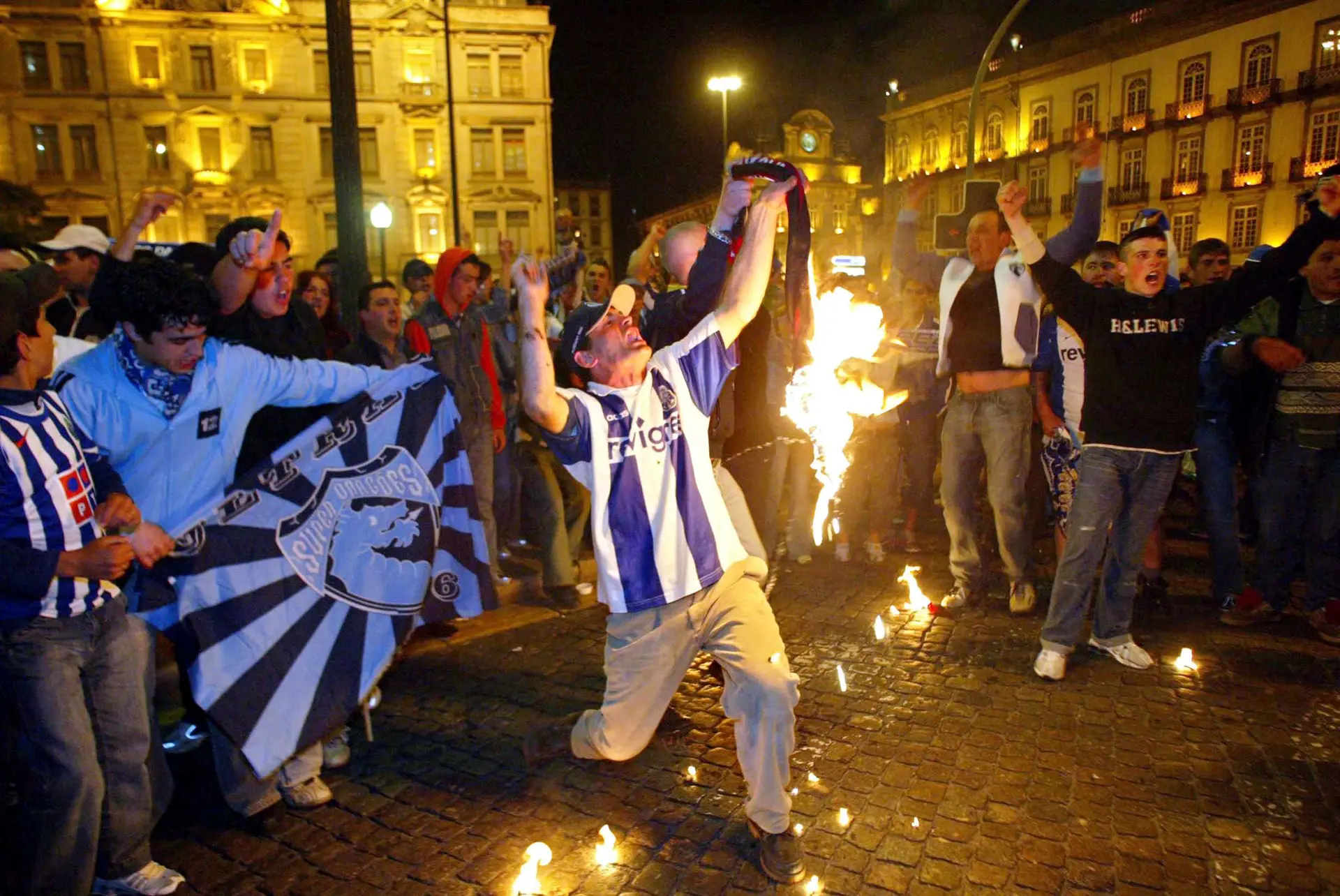 A festa do título de campeão nacional do FC Porto em 2003