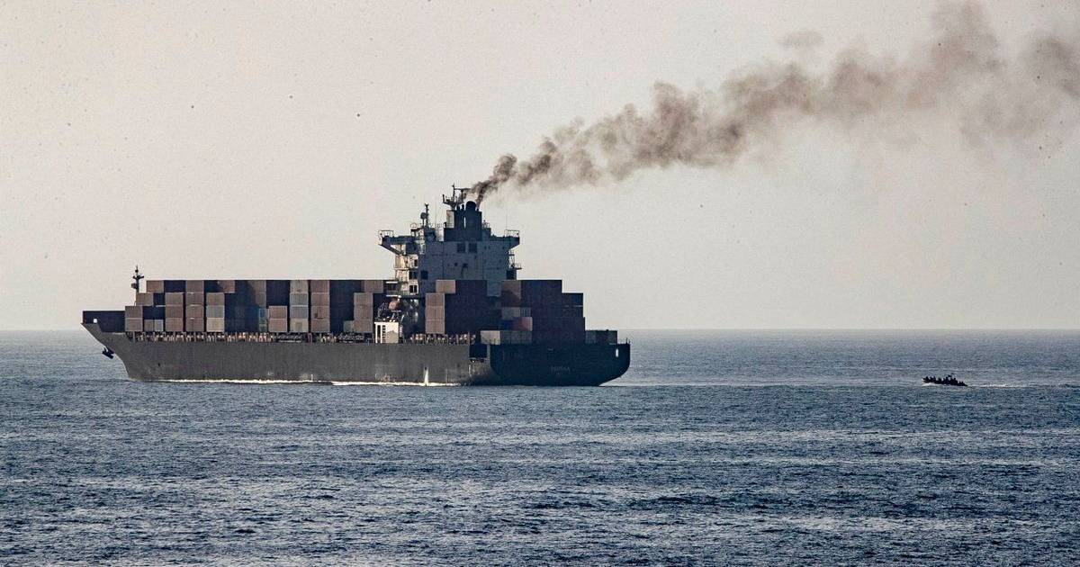 “Medida de construção de confiança”: EUA permitem regresso de tripulantes de navio iraniano apreendido, com mediação do Paquistão