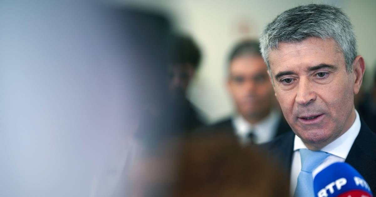 Carneiro elogia presidente do SIRESP: 