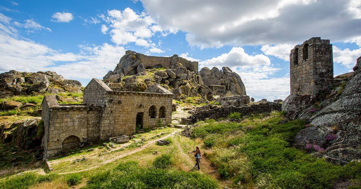 Casas nas aldeias históricas: “mais houvesse, mais se vendiam”