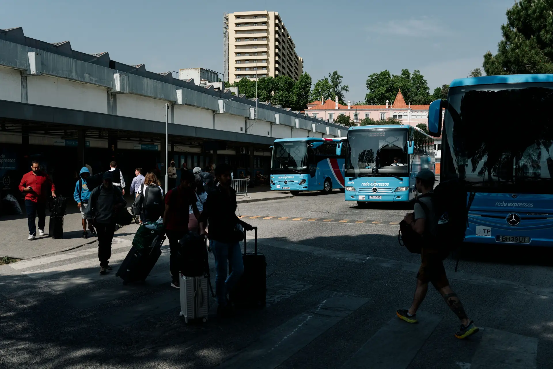 Novo terminal de autocarros em Lisboa: Câmara e Metro avaliam futuro do ...