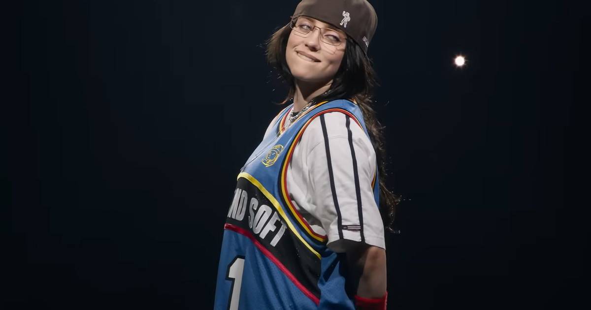 Vimos Billie Eilish em 3D pela lente de James Cameron: se é para ir a um concerto no cinema, então que seja sempre assim