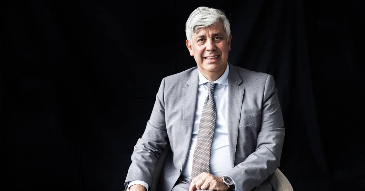 Mário Centeno prepara livro de memórias