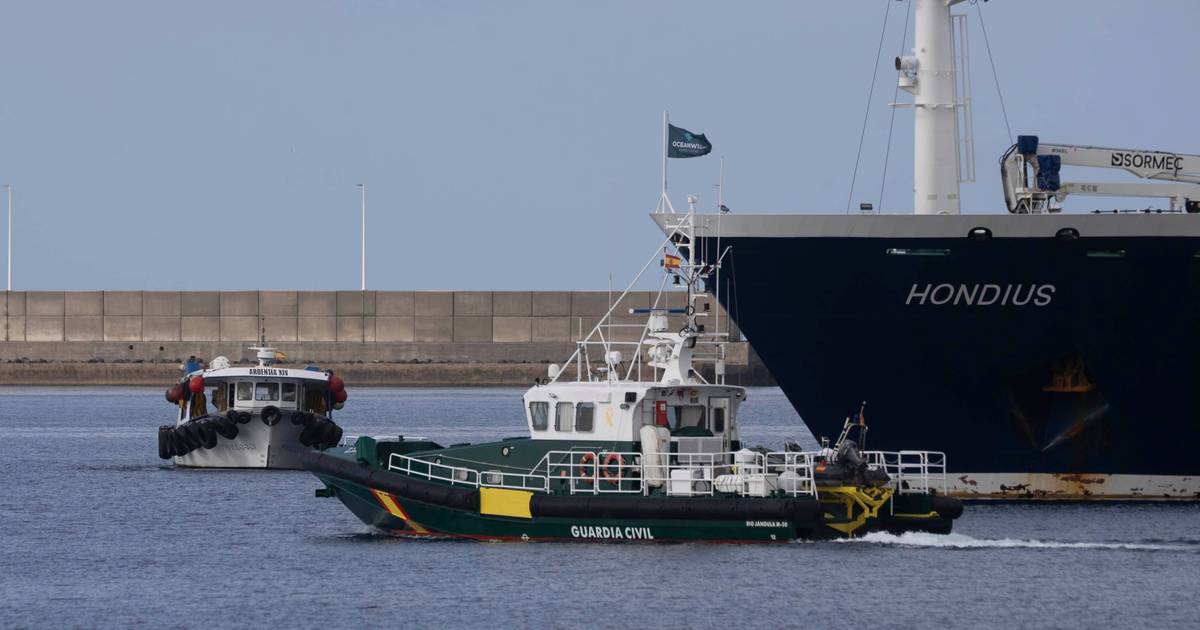Desembarque, riscos, a procura de contágios e a desinfeção final: 10 perguntas e respostas sobre o Hantavírus no MV Hondius