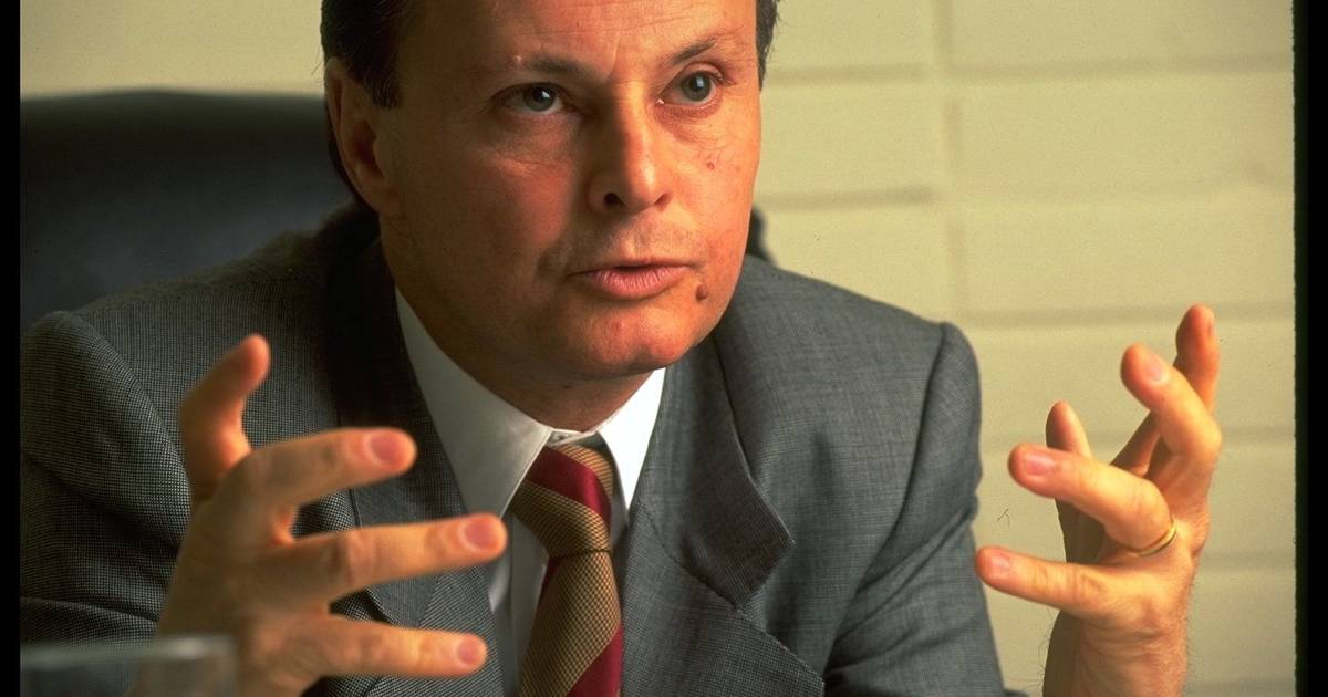 Edir Macedo, líder da IURD e magnata dos media, de novo sob suspeita