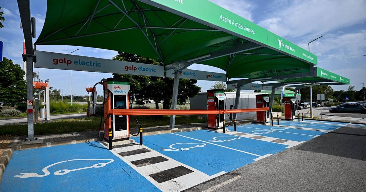 Galp conclui investimento de €6,1 milhões em carregadores elétricos ultrarrápidos na A1 e A2