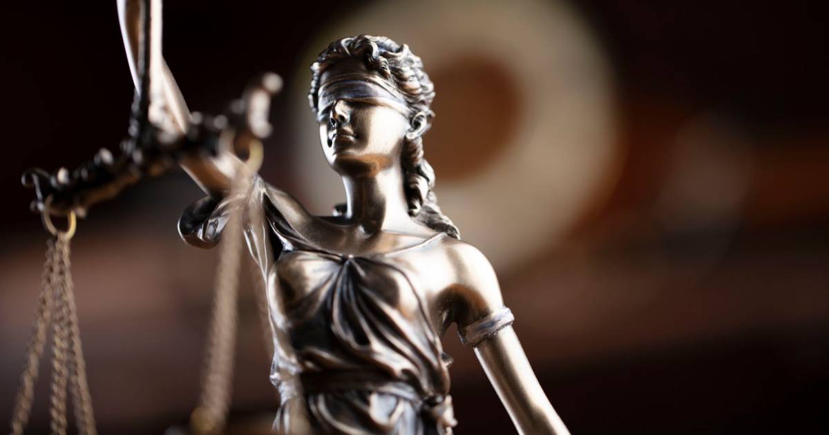 Osteopata francês condenado a 17 anos de prisão po