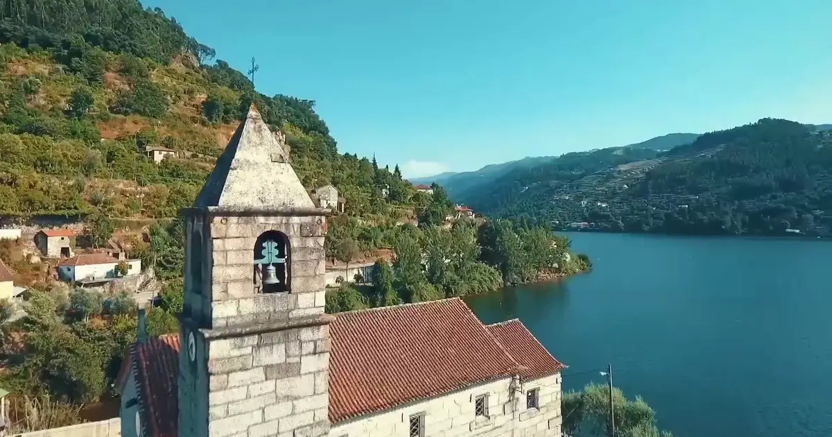 Entre rios e montanhas descobrem-se os segredos do Douro Verde