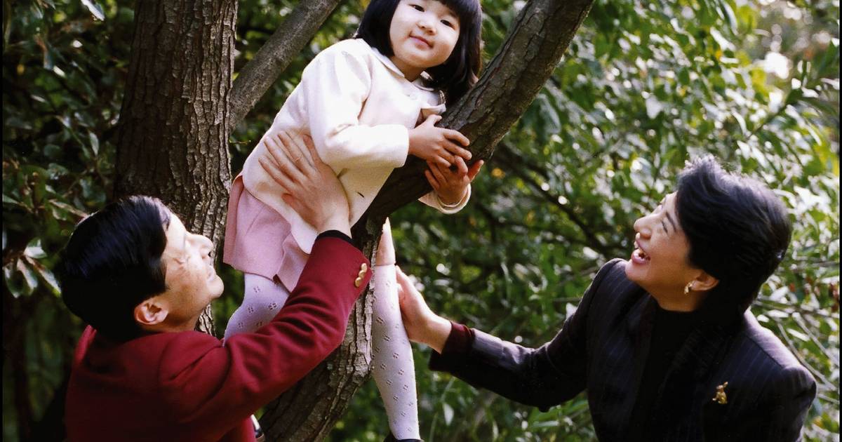 O Japão adora-a, mas a lei impede-a de se tornar imperatriz: o curioso caso da princesa Aiko