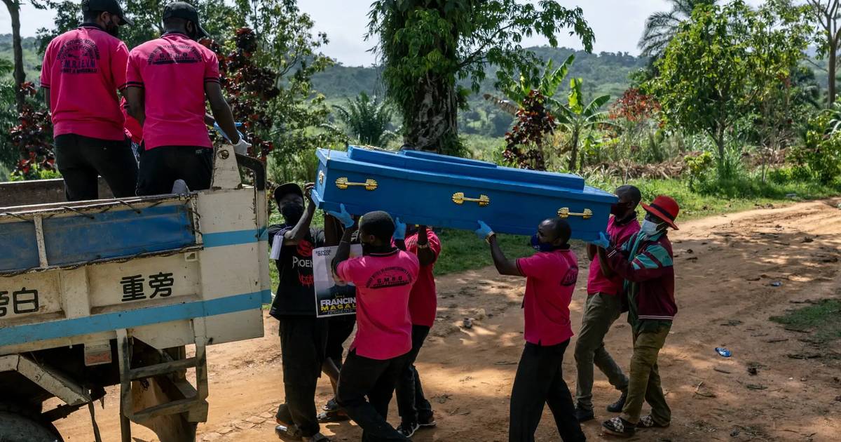Com o Ébola a alastrar na África Oriental, irá a China dar u