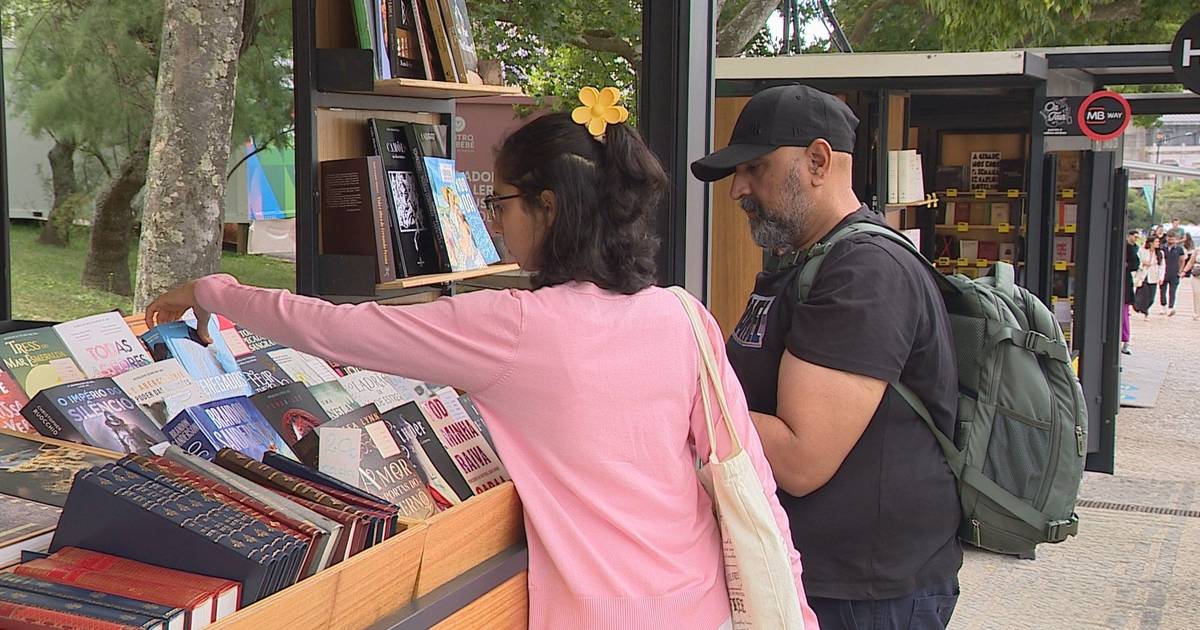 "Pensava que ia vender menos": Feira do Livro de Lisboa supe