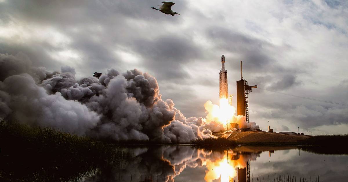 Para o infinito e mais além, Musk leva SpaceX para