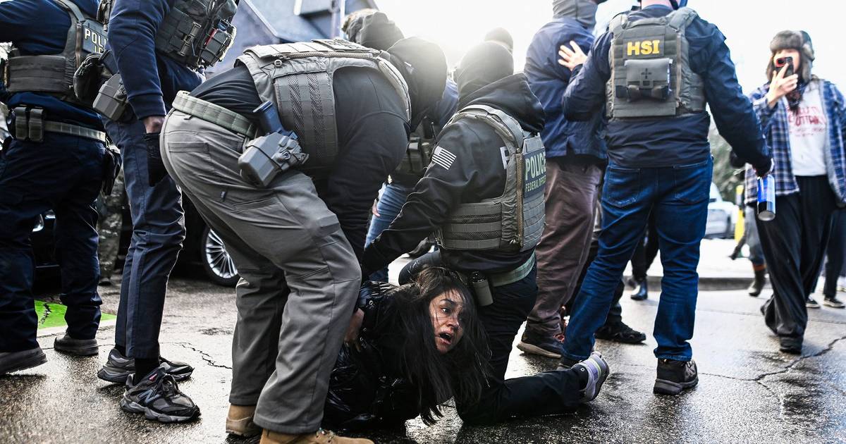 EUA: Justiça autorisiert ICE zur Zwangsernährung von Einwanderern im Hungerstreik